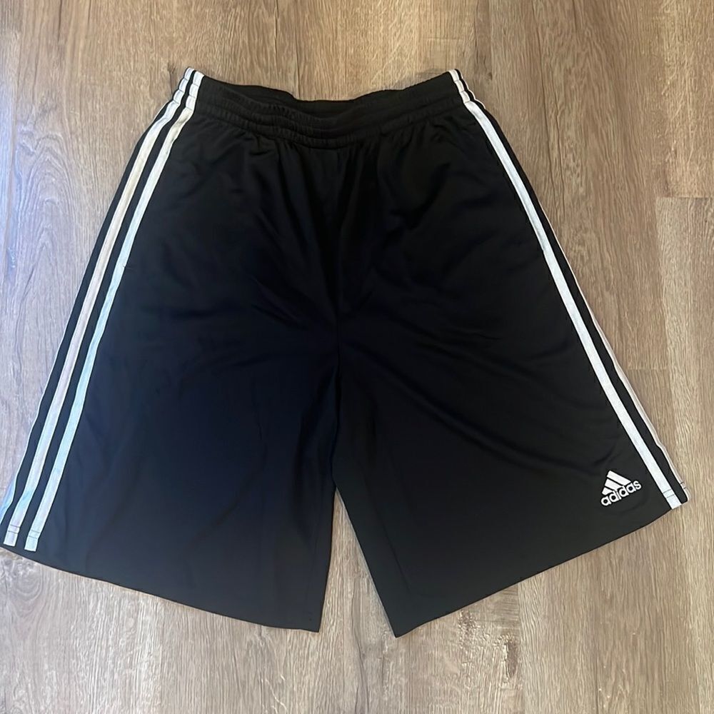 Adidas short 